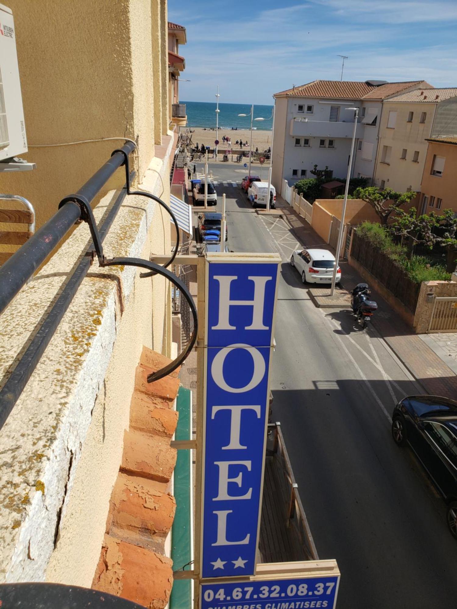 Hotel De La Plage 2 Etoiles Valras-Plage Kültér fotó