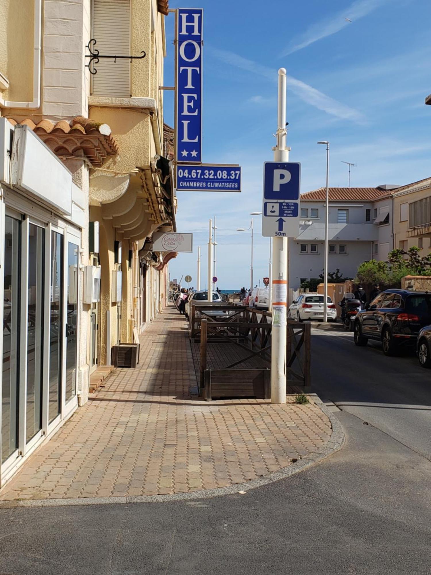 Hotel De La Plage 2 Etoiles Valras-Plage Kültér fotó
