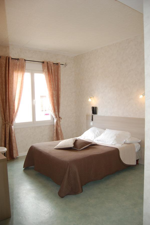 Hotel De La Plage 2 Etoiles Valras-Plage Kültér fotó
