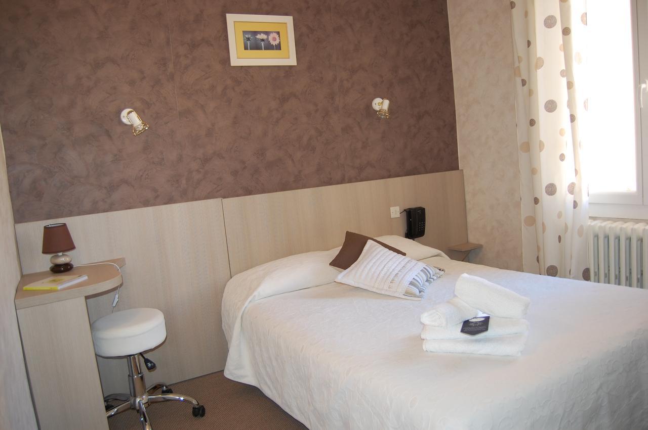 Hotel De La Plage 2 Etoiles Valras-Plage Kültér fotó