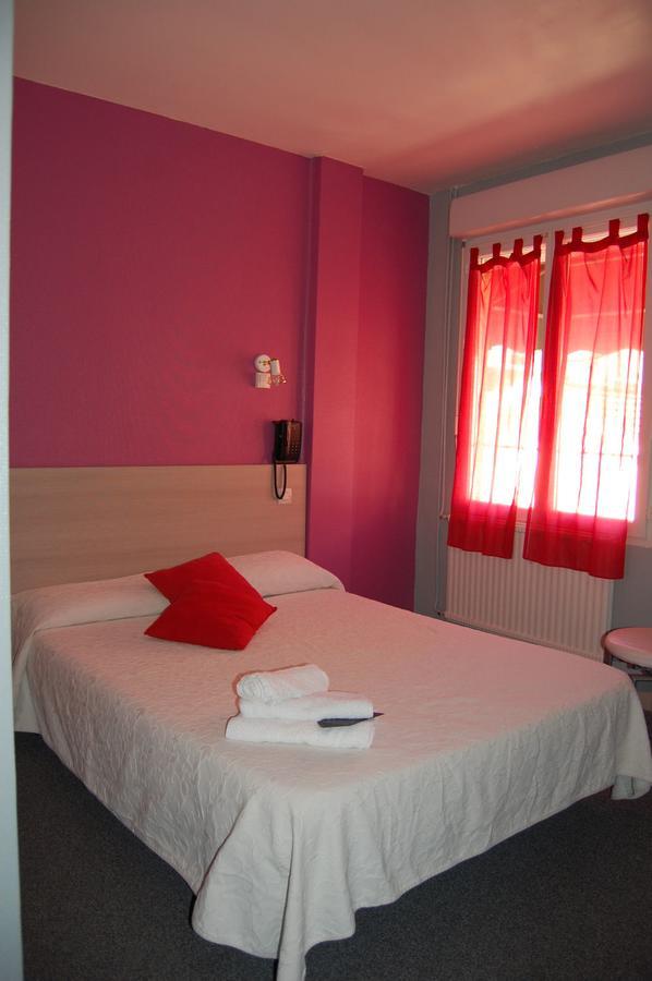 Hotel De La Plage 2 Etoiles Valras-Plage Kültér fotó